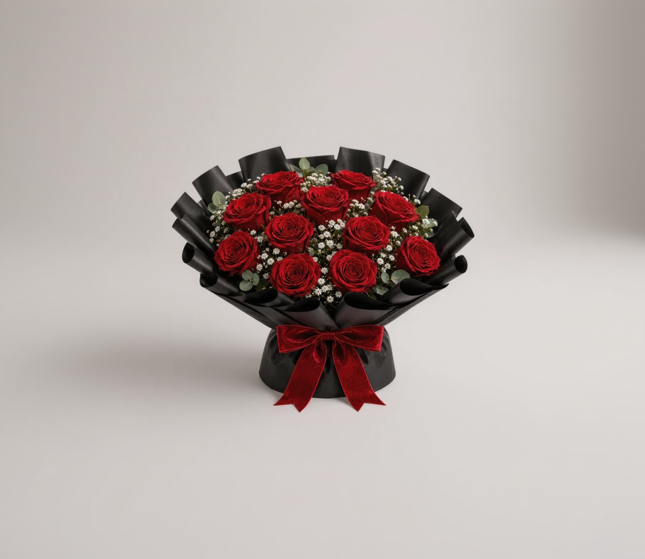 10 Red Roses Bouquet with Red Velvet Cake