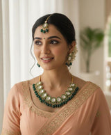 Emerald Noor Kundan Necklace Jewellery Set