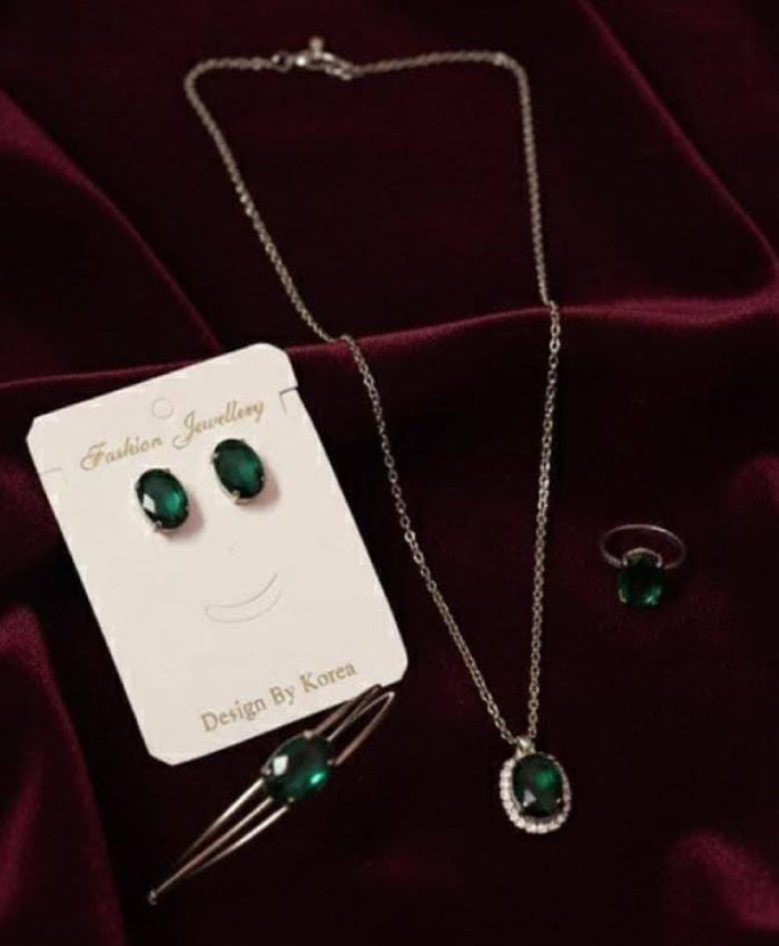 Emerald Green Oval Jewellery Set