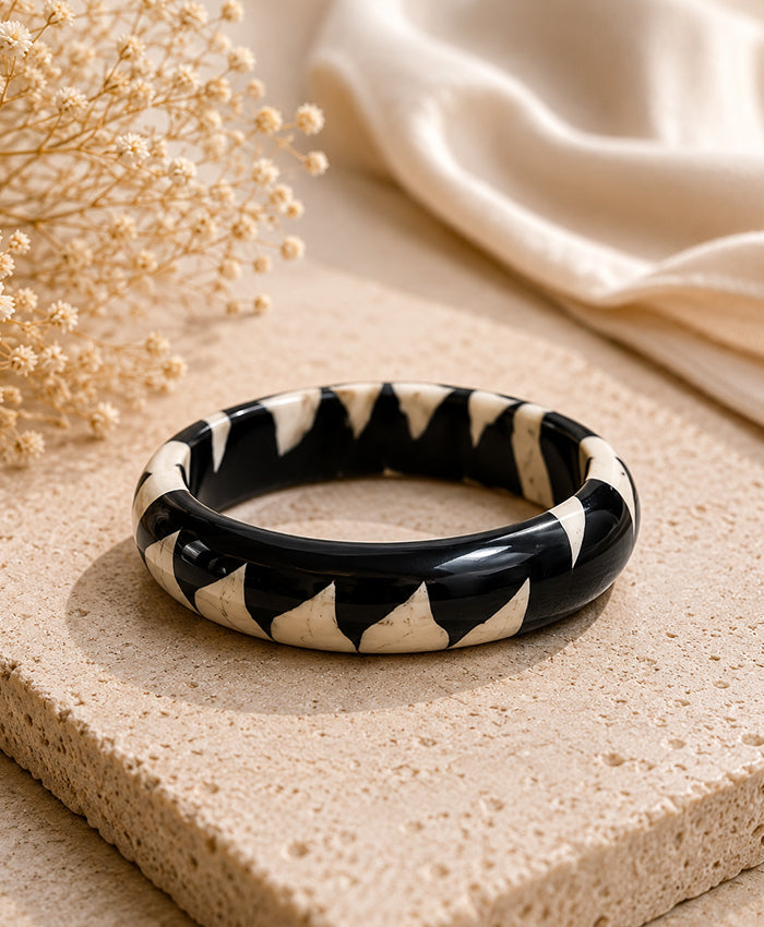 Black & Ivory Hand-Painted Statement Lac Bangle Set