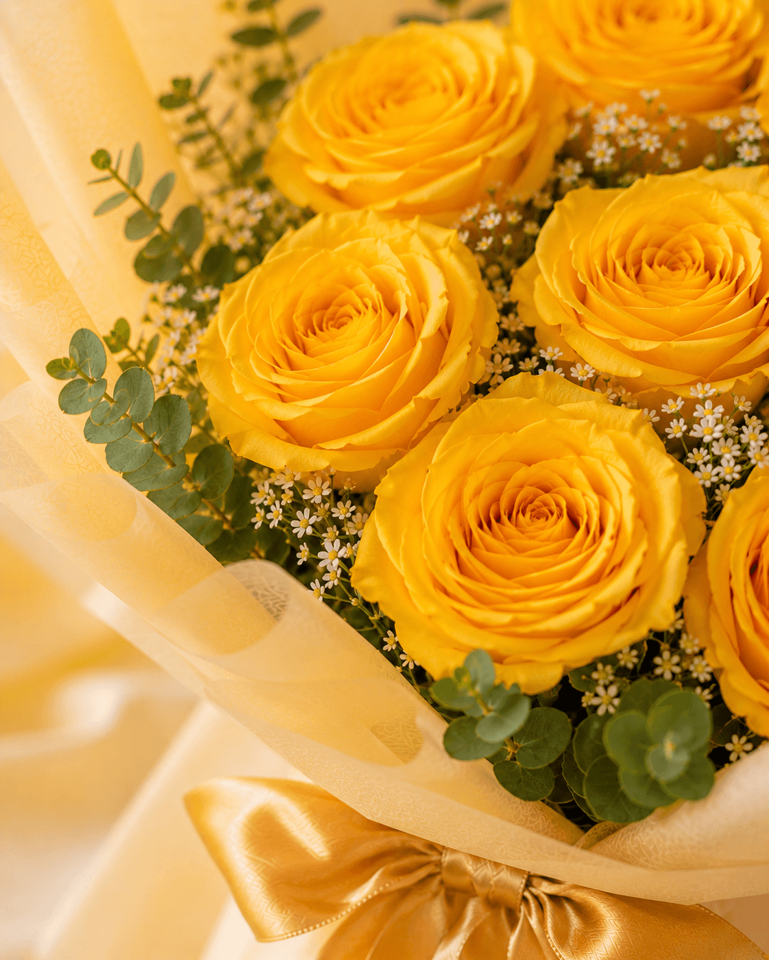Golden Glow Rose Bouquet