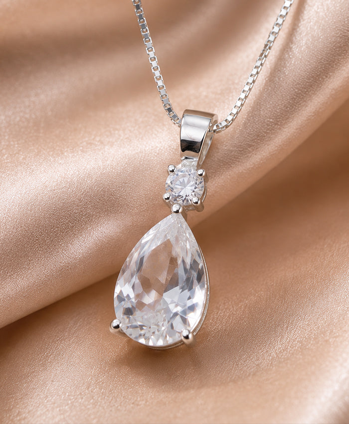 Elegant Clear Crystal Teardrop Pendant Necklace for Women