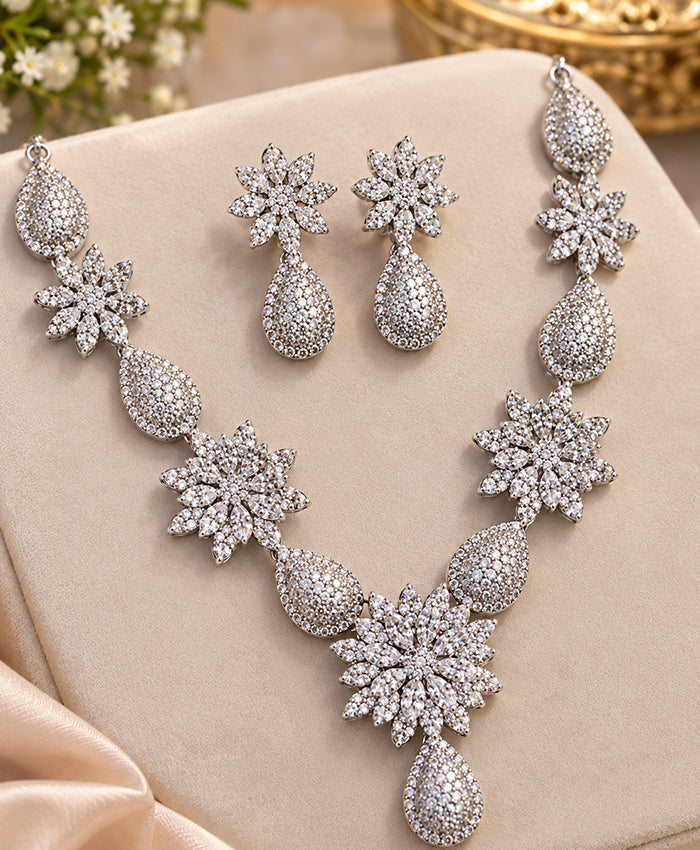 Elegant Floral Teardrop Statement Necklace Set with Matching Earrings