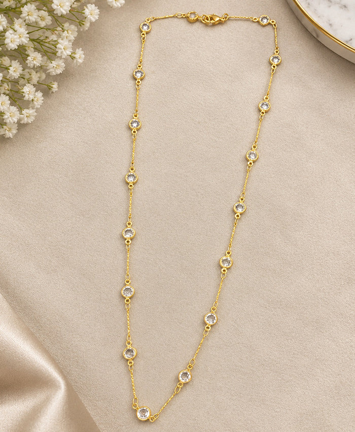 Elegant Gold-Tone Green Stone Link Necklace