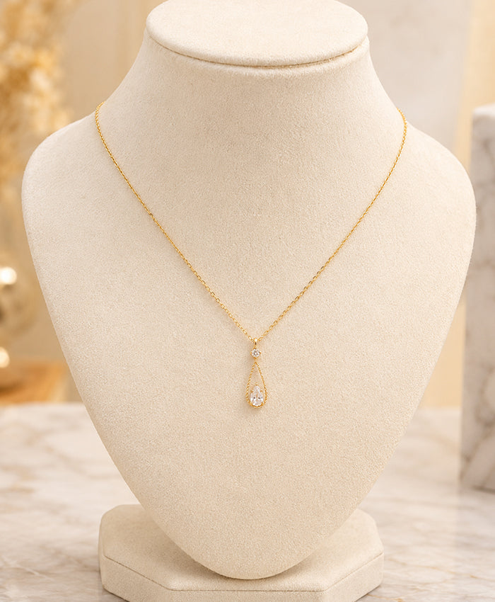 Elegant Gold-Tone Teardrop Crystal Pendant Necklace for Women
