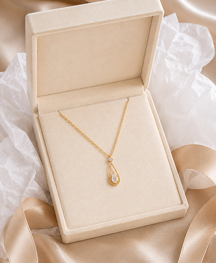 Elegant Gold-Tone Teardrop Crystal Pendant Necklace for Women