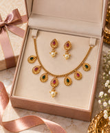 Elegant Gold-Tone Teardrop Ruby & Emerald Pearl Necklace Set
