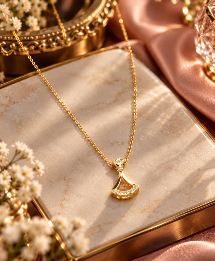 Elegant Gold-Tone Fan Pendant Necklace