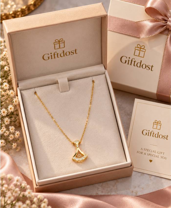 Elegant Gold-Tone Fan Pendant Necklace