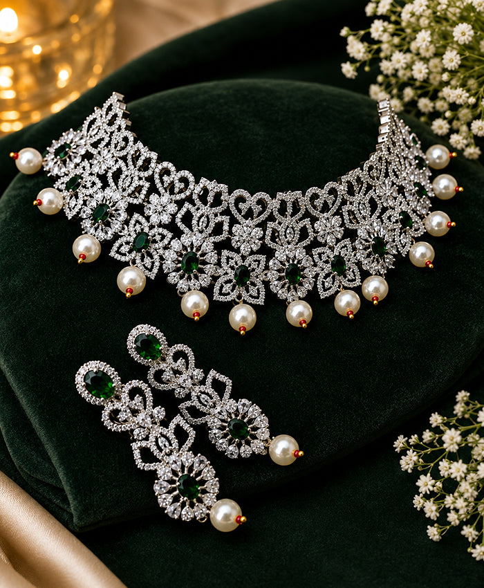 Emerald Royale Pearl Choker Set
