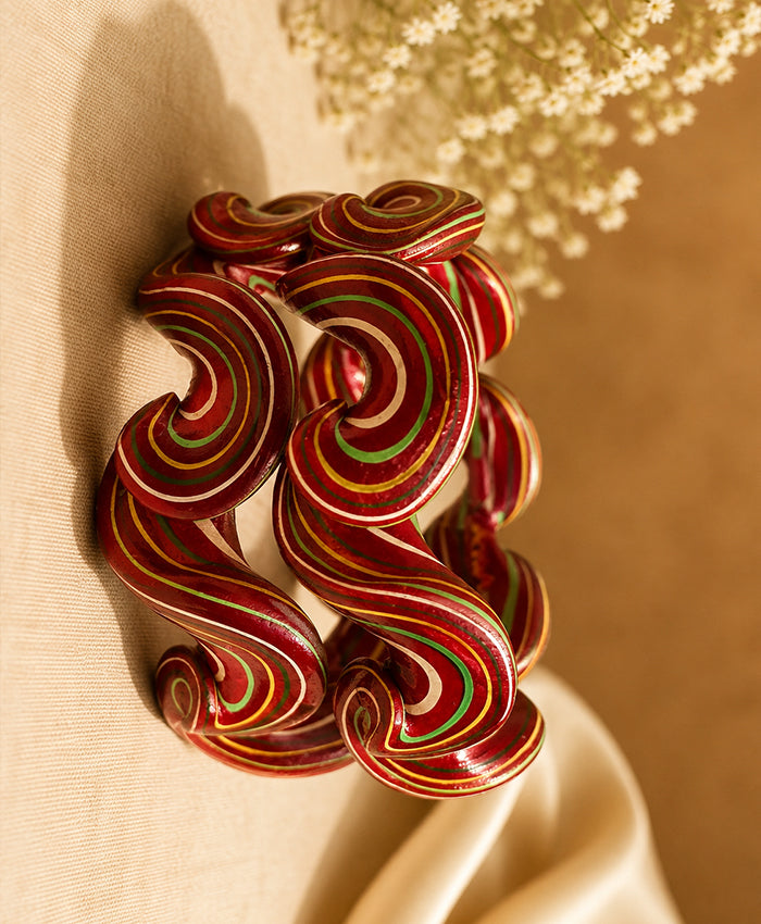 Maroon Multicolor Spiral Pattern Handcrafted Lac Bangle Set