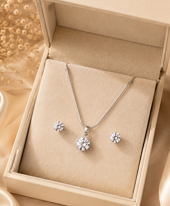 Round Solitaire Crystal Necklace