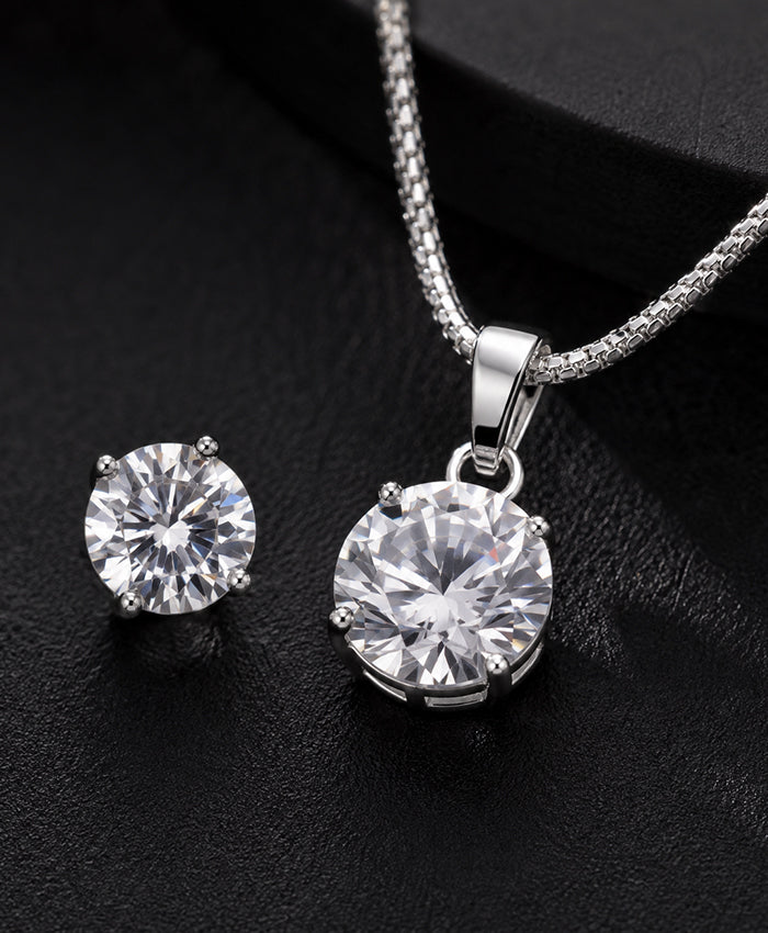 Round Solitaire Crystal Necklace
