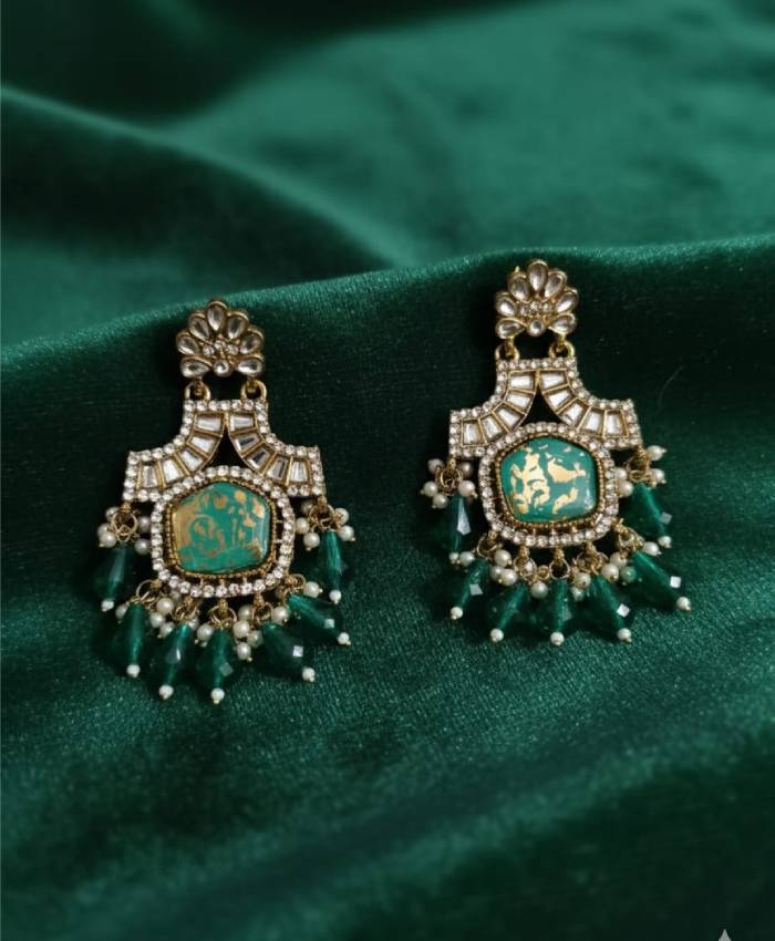 Royal Emerald Green Drop Earrings