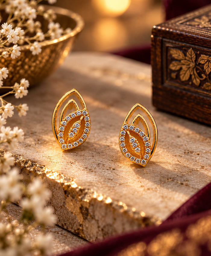 Gold Leaf Marquise Stud Earrings – Elegant Leaf-Shaped Stone-Studded Earrings for Women