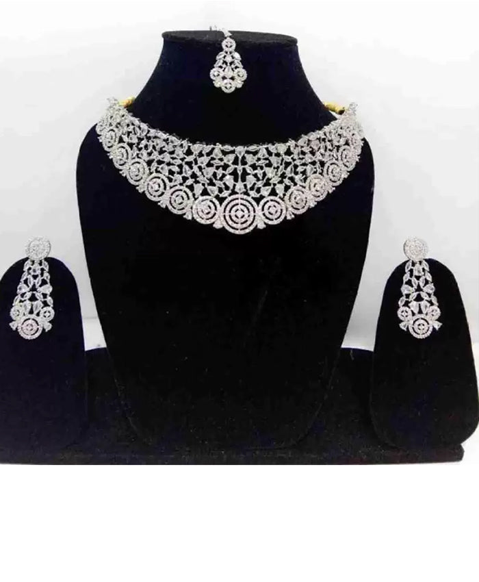 Regal Filigree Majesty Jewellery Set