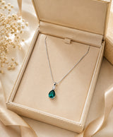 Elegant Teardrop Green Gemstone Pendant Necklace – Silver-Tone Chain