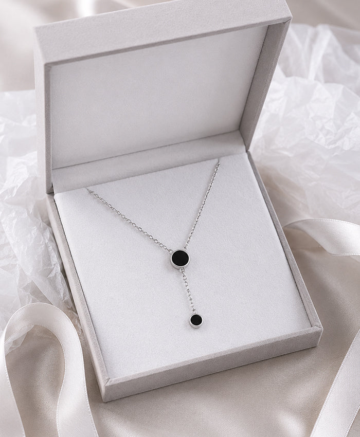 Elegant Double Circle Black Pendant Necklace for Women
