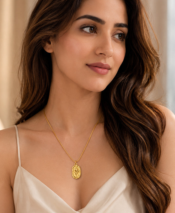 Elegant Gold-Tone Rose Flower Pendant Necklace for Women