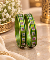 Elegant Green Rhinestone Acrylic Lac Bangle Set
