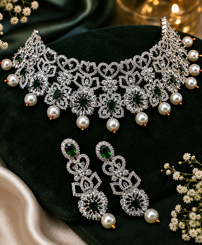 Emerald Royale Pearl Choker Set