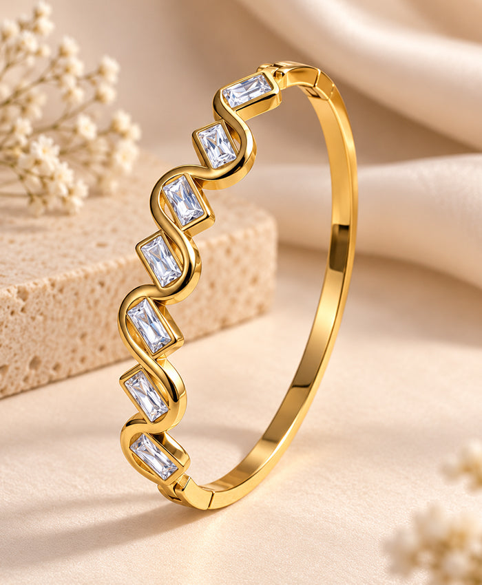 Golden Wave Crystal Bangle – Elegant Rectangular Stone Bracelet