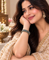 Neelam Multicolour Wave Lac Bangle Set