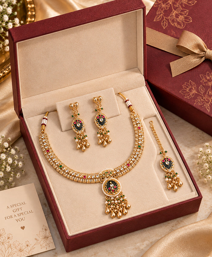 Royal Kundan-Inspired Gold-Tone Necklace Set with Matching Earrings & Maang Tikka