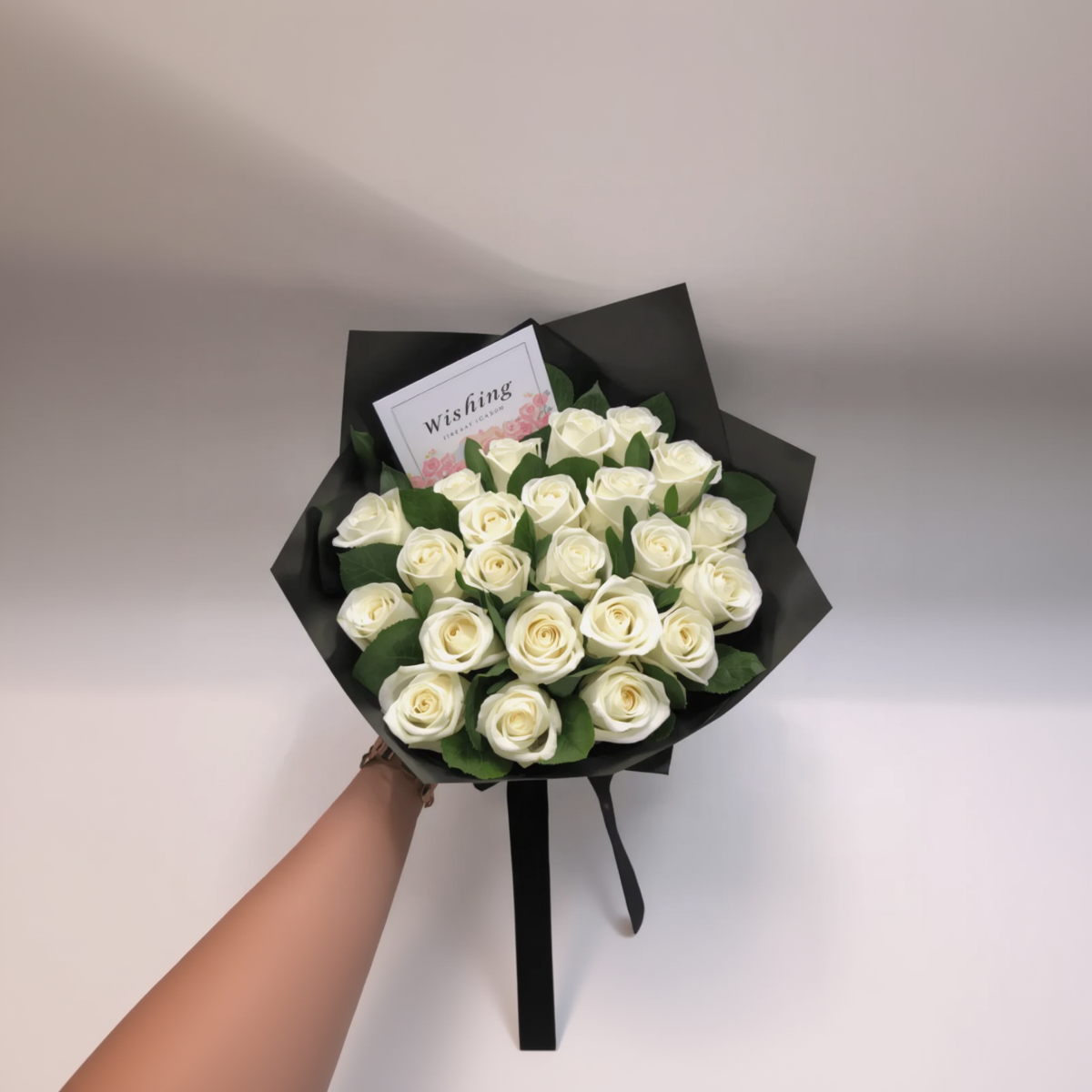 Elegant White Rose Luxury Bouquet