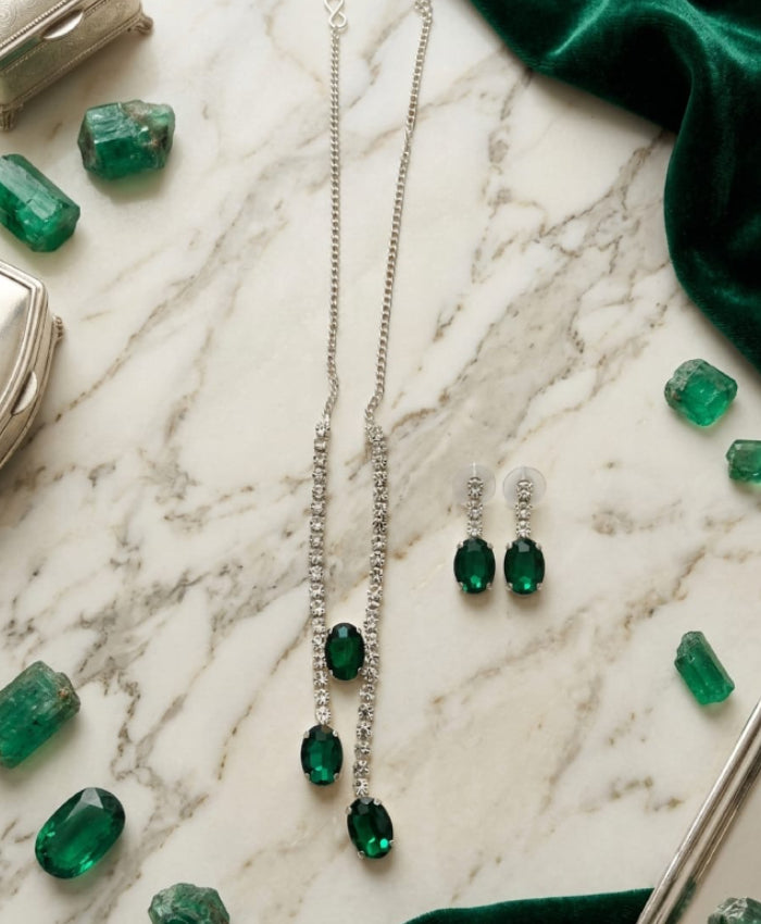 Emerald Green Crystal Necklace and Earrings Set