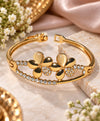 Golden Floral Crystal Cuff Bracelet – Elegant Gold-Tone Flower & Rhinestone Bangle