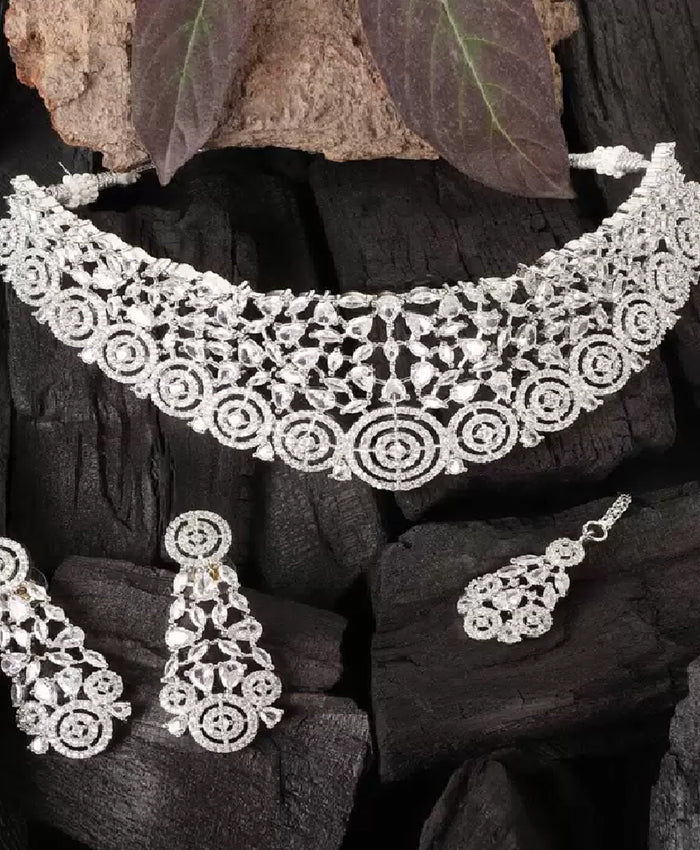 Regal Filigree Majesty Jewellery Set